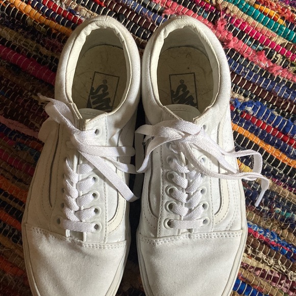 white vans - Picture 3 of 4